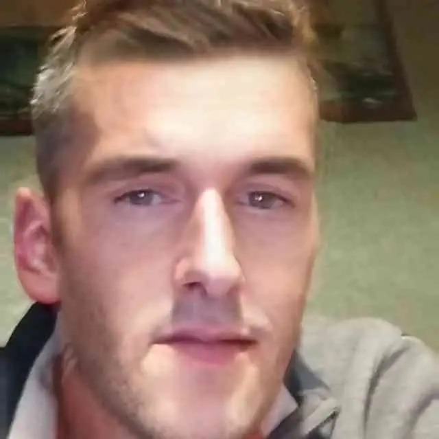 Profil de Zackarie, 34 ans, Sex à Fornet-Dessous