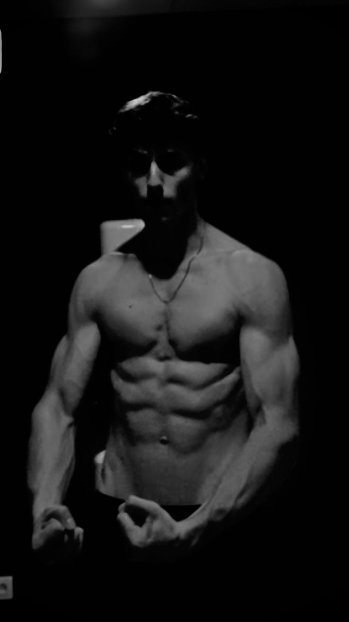 Profil de Eliaou, 22 ans, Sex à Arni AG