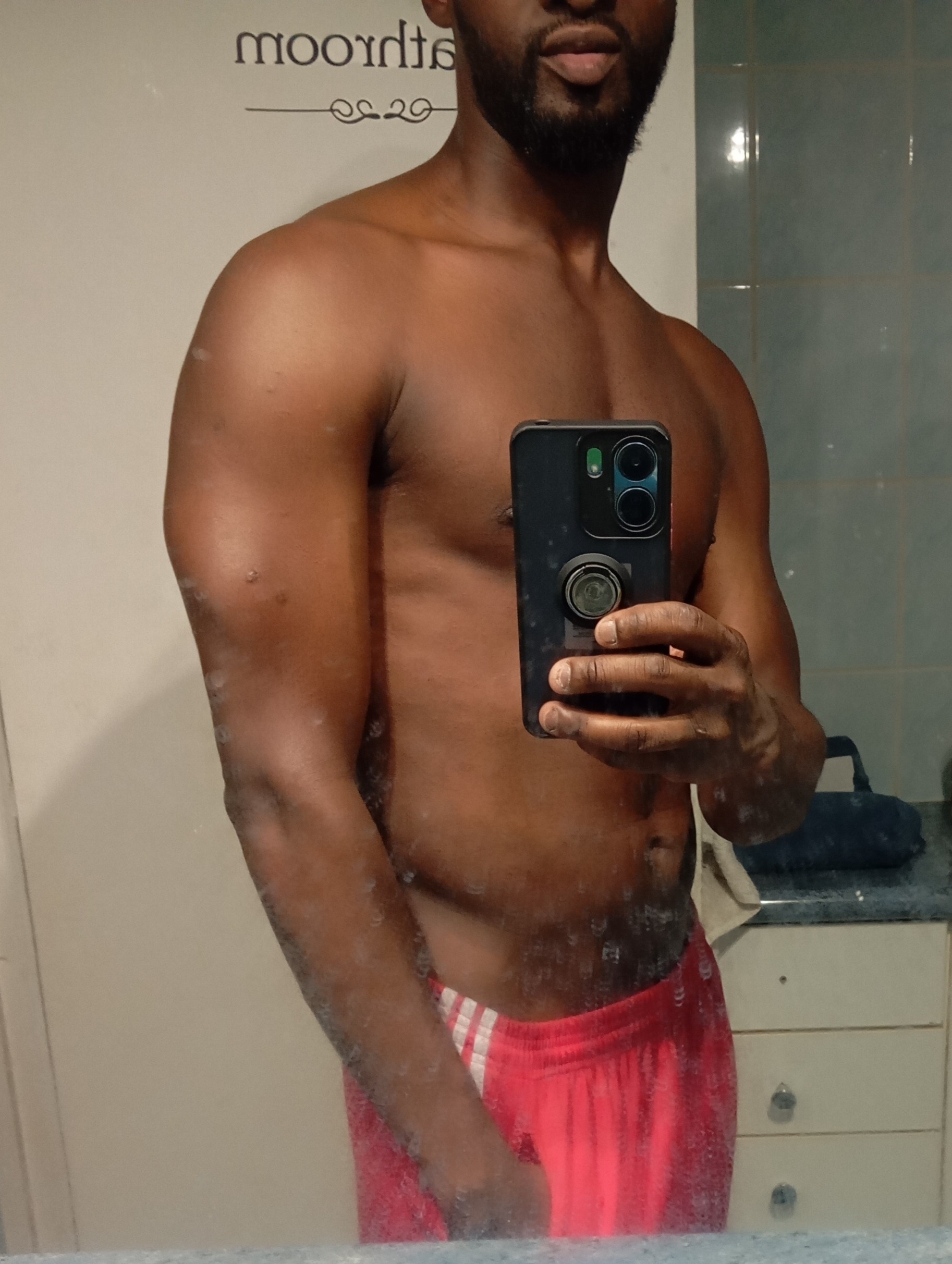 Profil de Thaddée, 29 ans, Sex à Clugin
