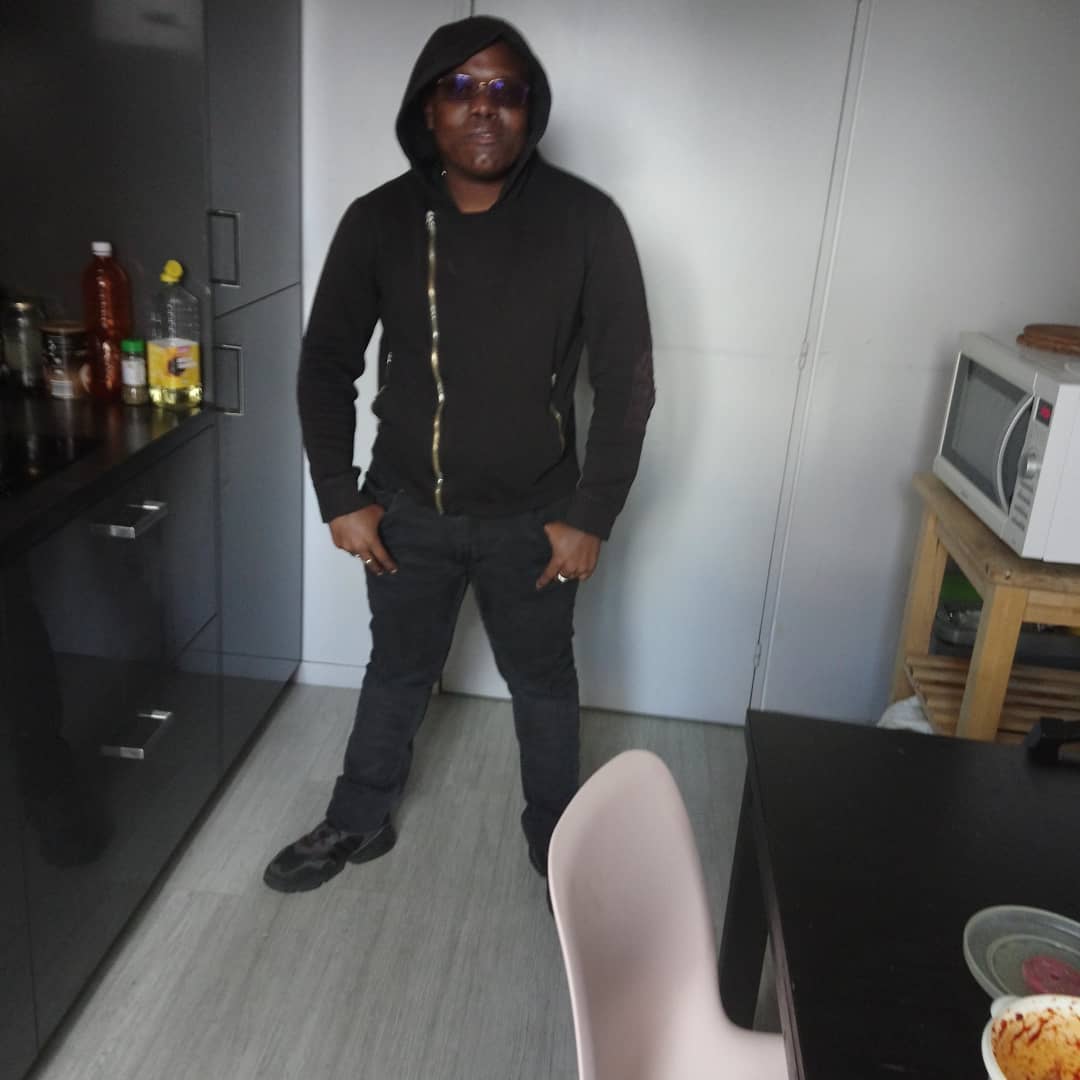 Profil de Silvio, 32 ans, Sex à Granges-de-Vesin