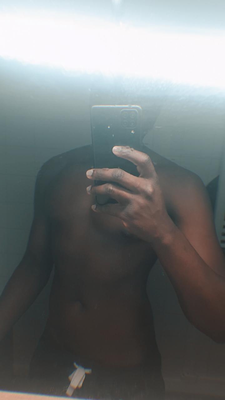 Profil de Nelo, 20 ans, Sex à Molondin
