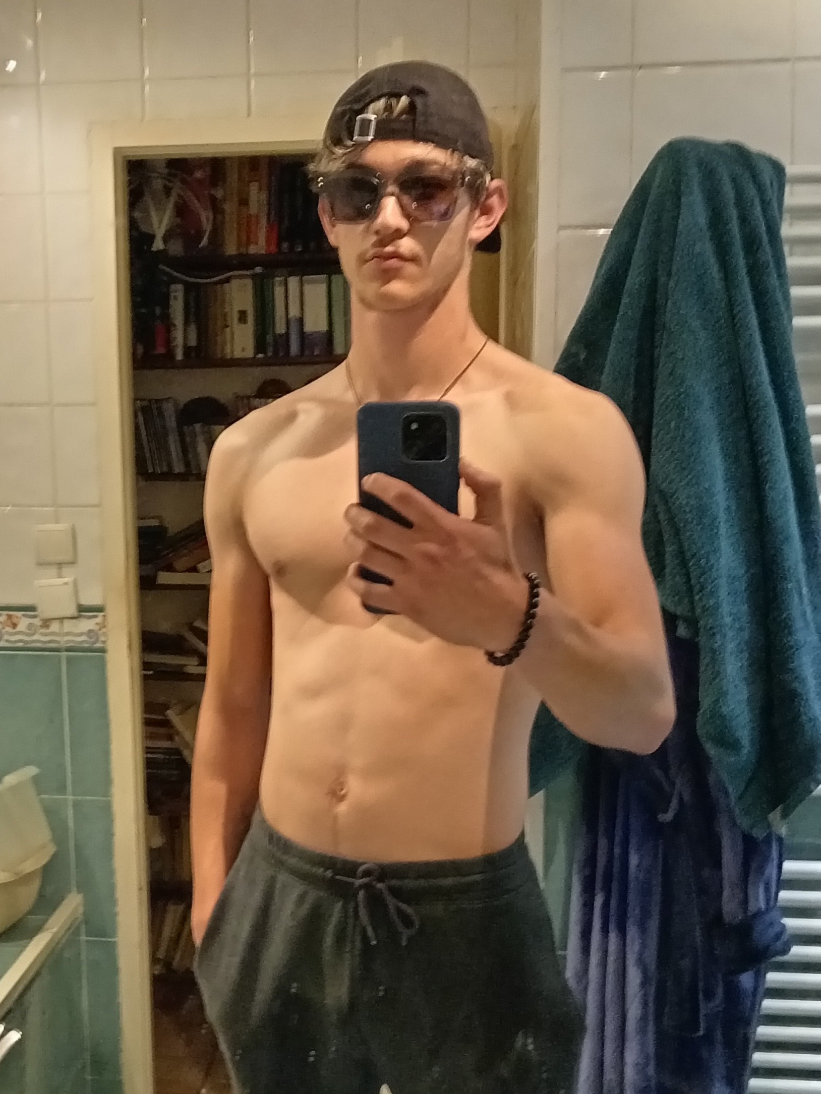Profil de Lhacene, 22 ans, Sex à Basse-Nendaz